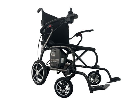 Chaise roulante pliable en fibre de carbone pour un transport facile et un moteur puissant