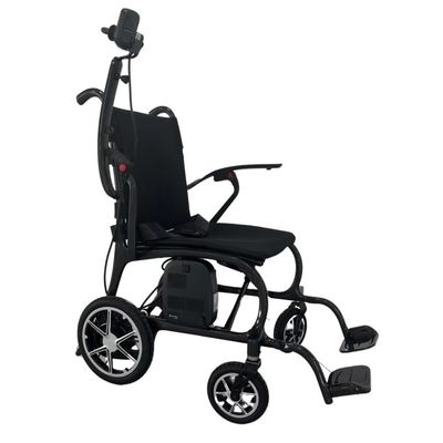 Chaise roulante électrique professionnelle en fibre de carbone avec une vitesse de 6 km/h et un poids ultra léger
