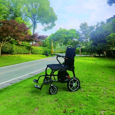 300lbs Chargement 11,5kg Cadre en fibre de carbone électrique fauteuil roulant avec batterie au lithium
